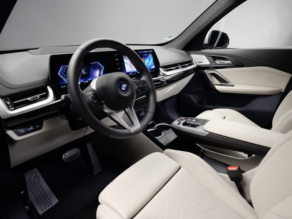 wnętrze BMW iX1